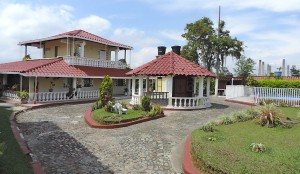 Casa Campestre La Colombiana  